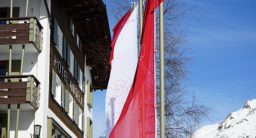 Hotel Angela_Lech_Arlberg_Aussen_Detail