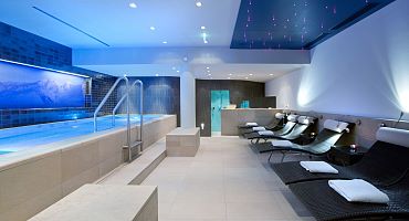 Pool area